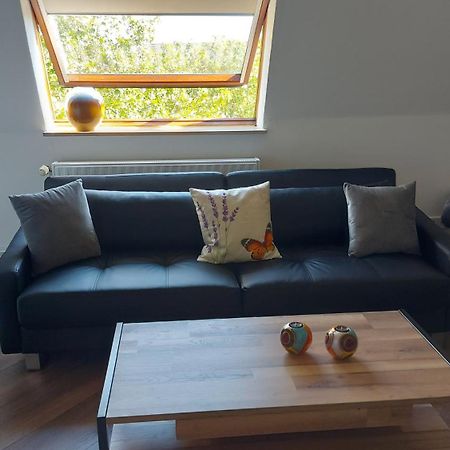 City Apartment, Ferienwohnung 3 Zkdb, Balkon, Dachgeschoss, Naehe Duesseldorf Krefeld Eksteriør bilde